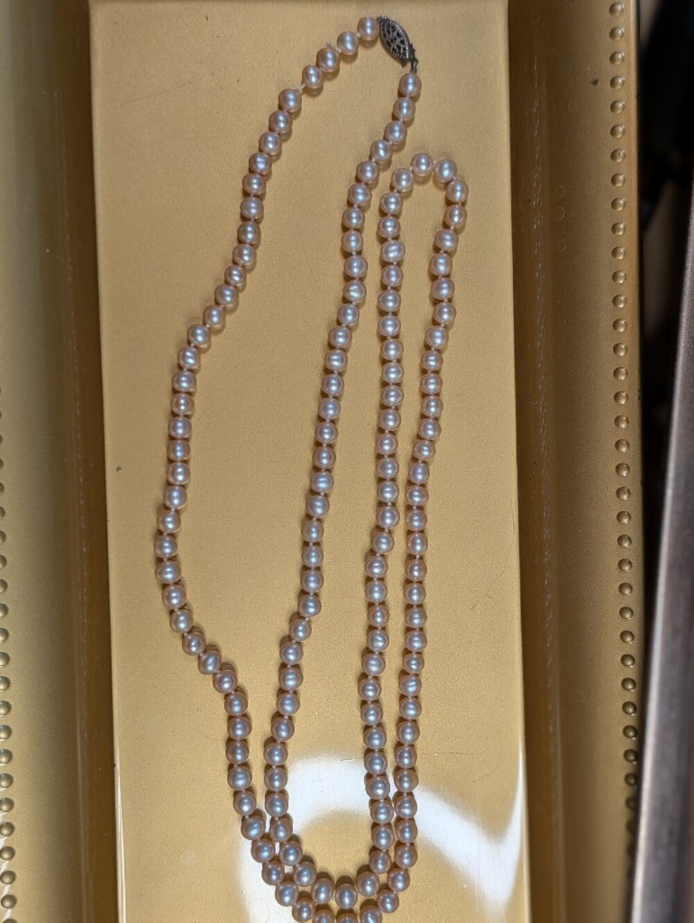 Classic Pink Pearl Strand Necklace - Women Jewelry